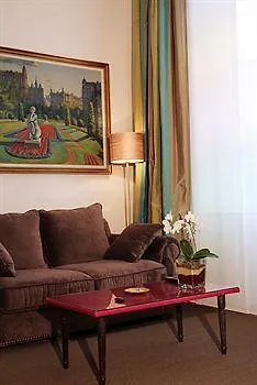 Hotel Leopoldine Grenade-sur-Garonne