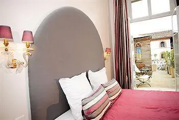 Leopoldine Grenade-sur-Garonne